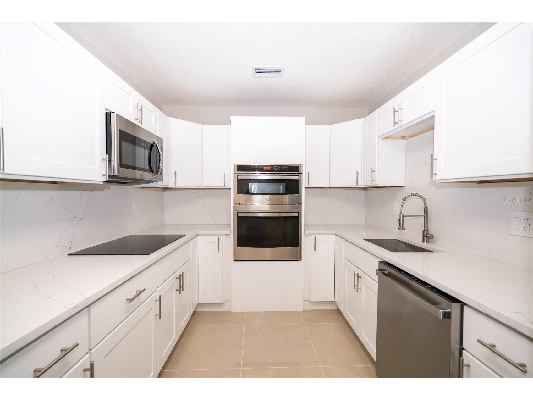 415 Country Club Drive Oldsmar FL 34677 TB8517638 image6