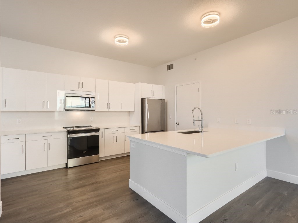 415 E Pine Street #PH Orlando FL 32801 O6397040 image11