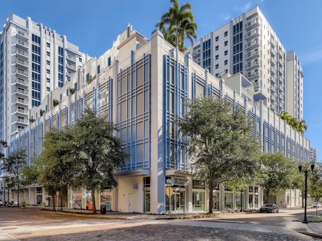 415 E Pine Street #PH Orlando FL 32801 O6397040 image4