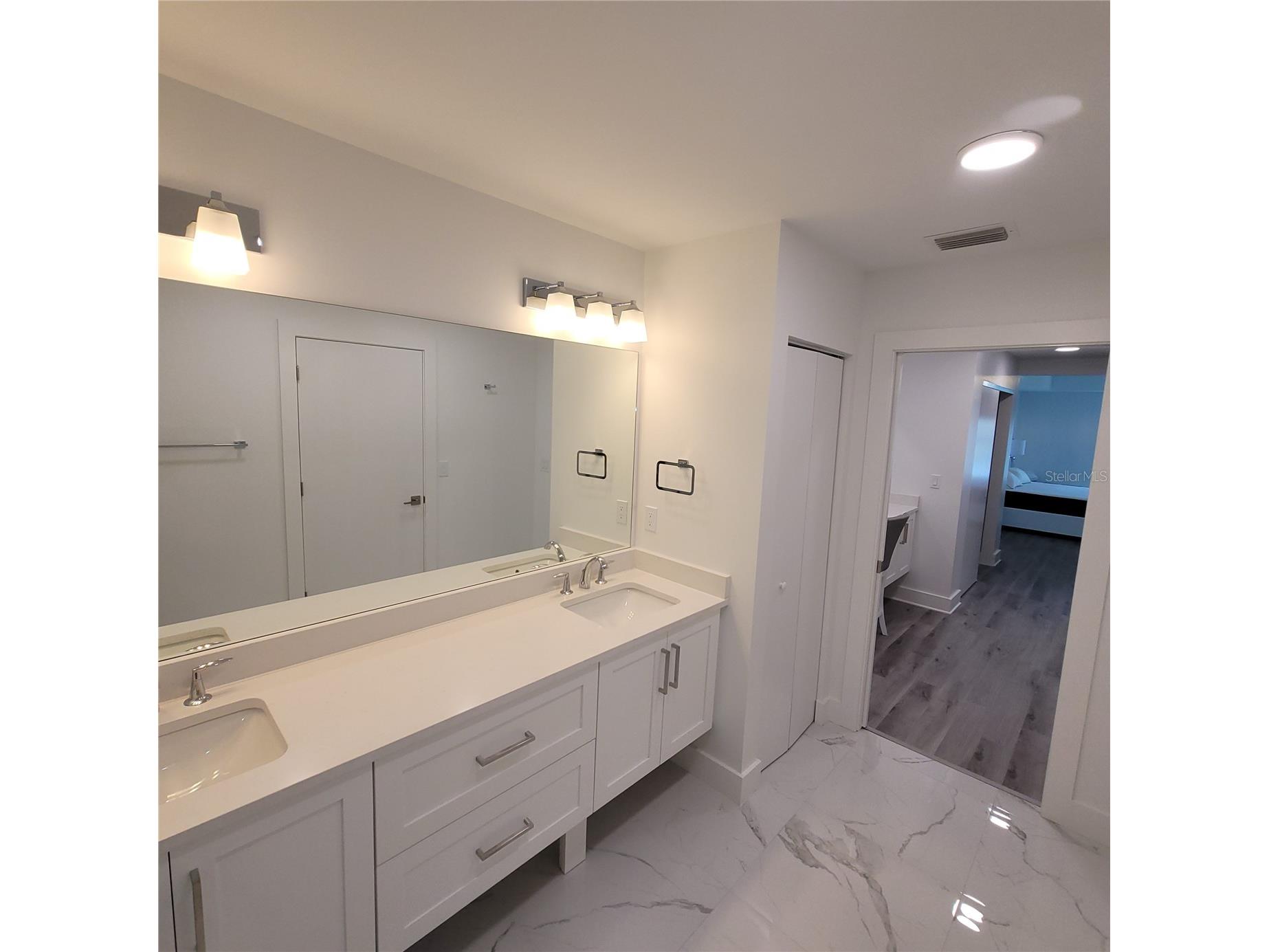 415 Island Way #201 Clearwater Beach FL 33767 W7887405 image23