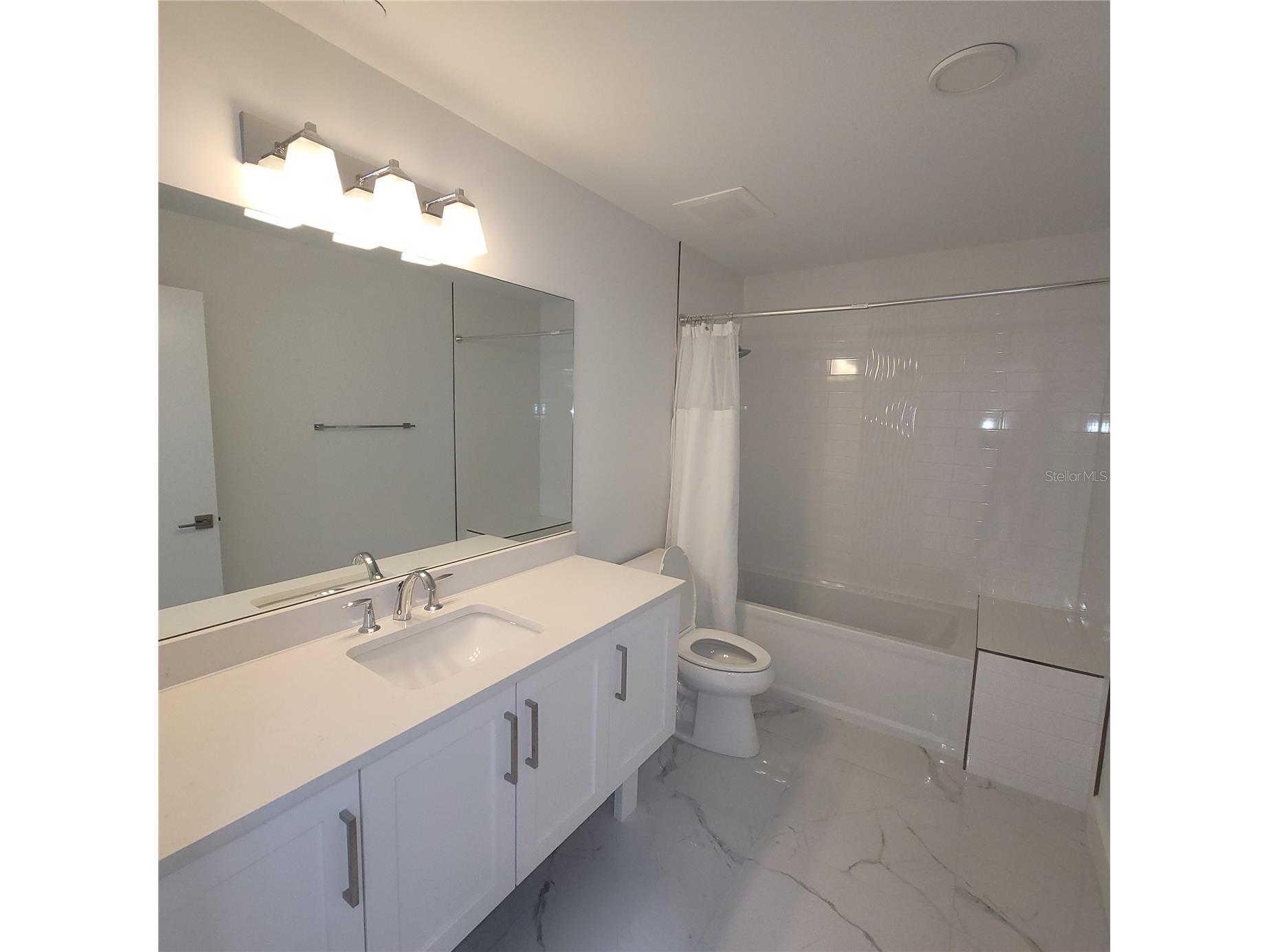 415 Island Way #201 Clearwater Beach FL 33767 W7887405 image29