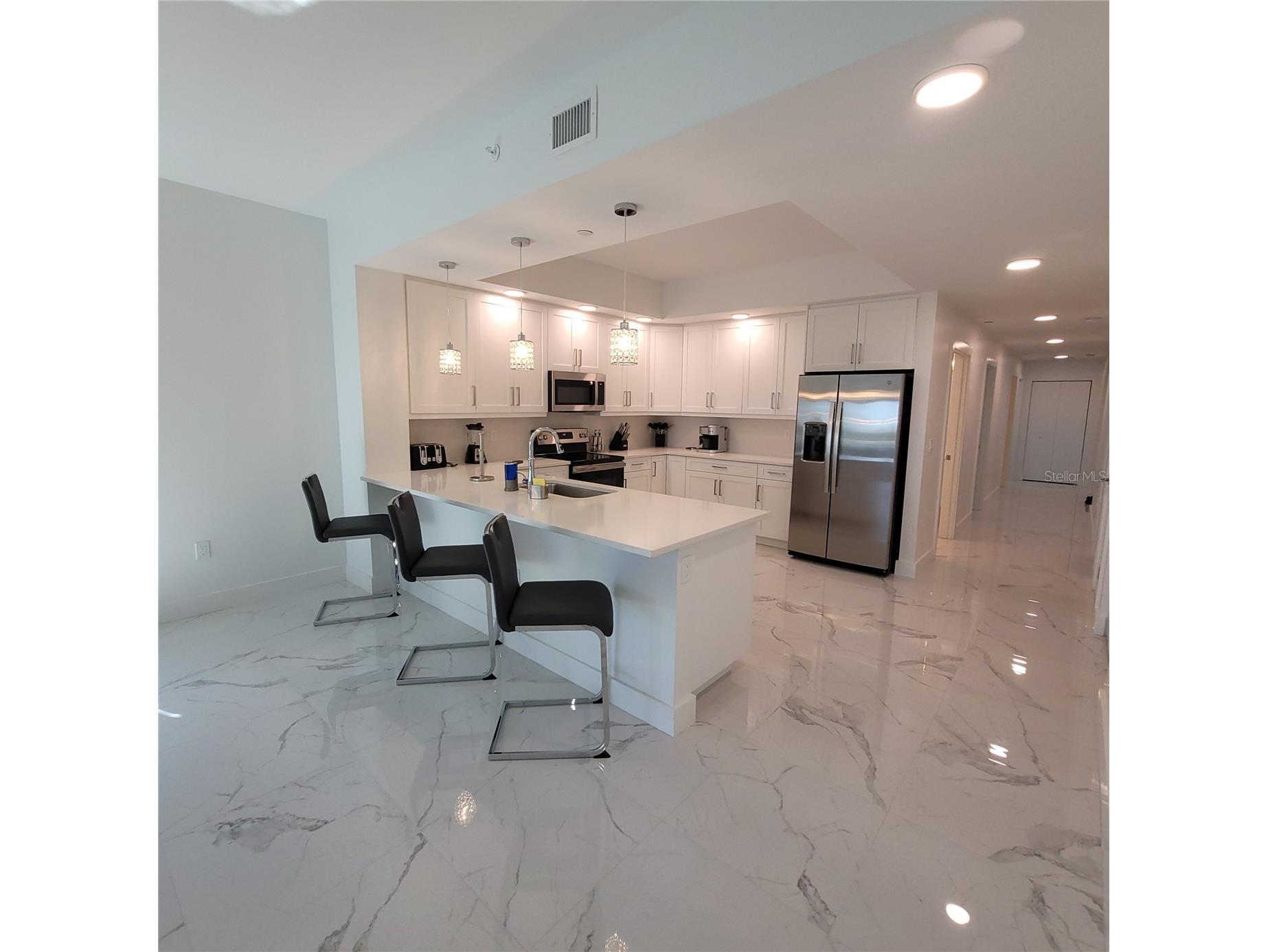 415 Island Way #201 Clearwater Beach FL 33767 W7887405 image8
