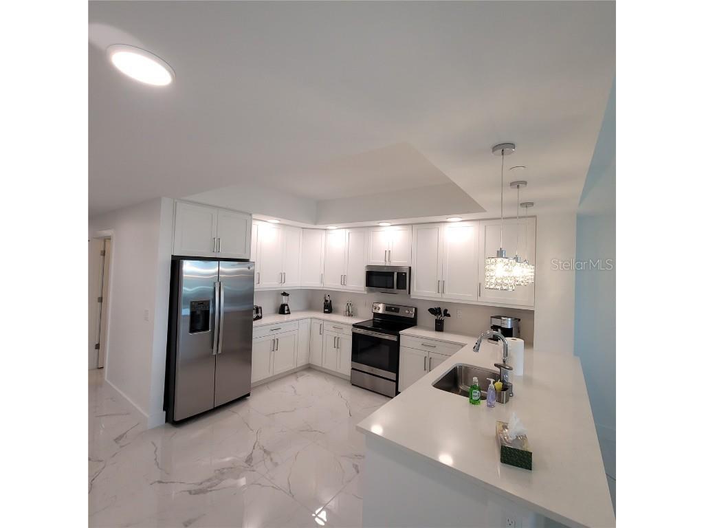 415 Island Way #204 Clearwater Beach FL 33767 W7872731 image13