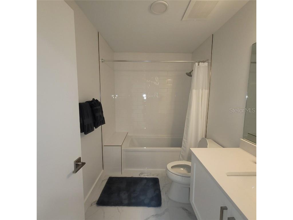 415 Island Way #204 Clearwater Beach FL 33767 W7872731 image9