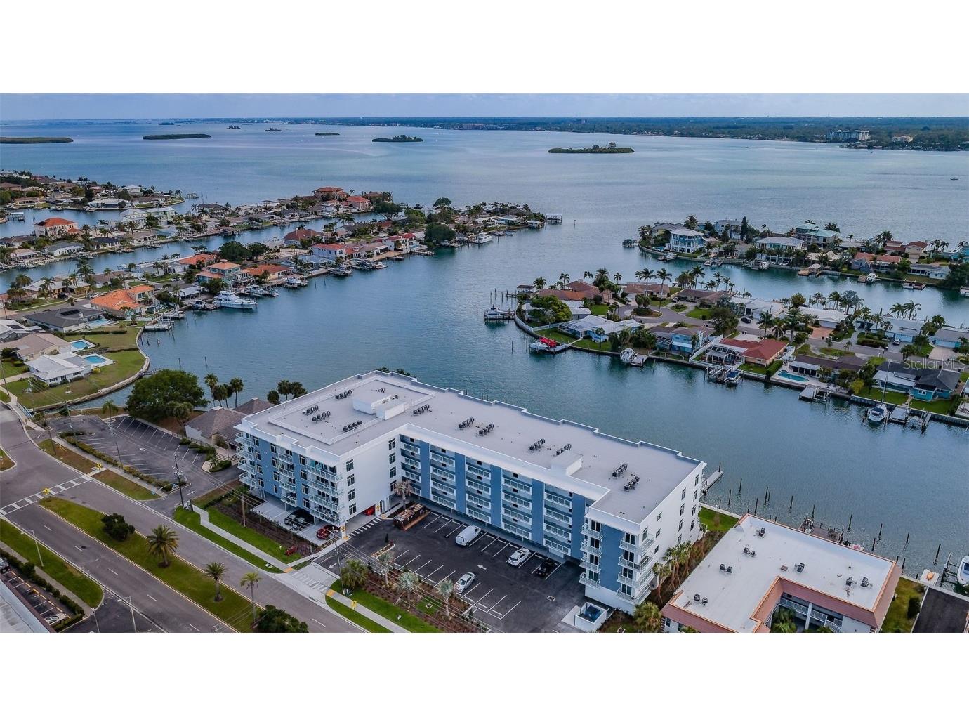 415 Island Way #205 Clearwater Beach FL 33767 TB8369483 image2