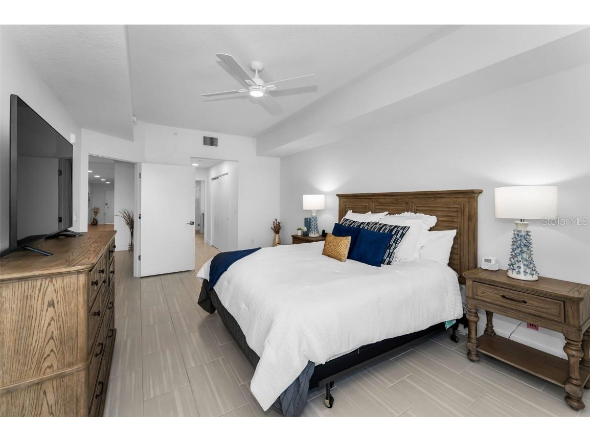 415 Island Way #205 Clearwater Beach FL 33767 TB8369483 image23