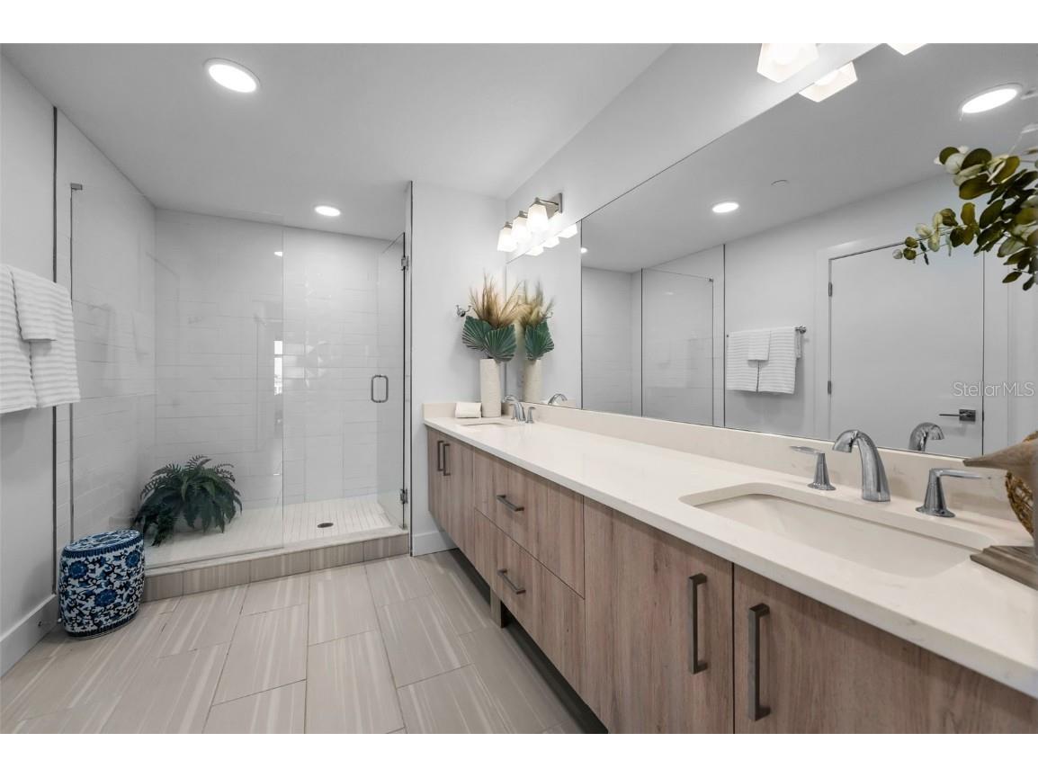 415 Island Way #205 Clearwater Beach FL 33767 TB8369483 image24