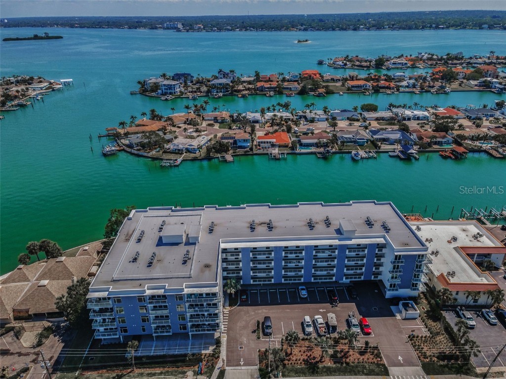 415 Island Way #205 Clearwater Beach FL 33767 TB8369483 image5