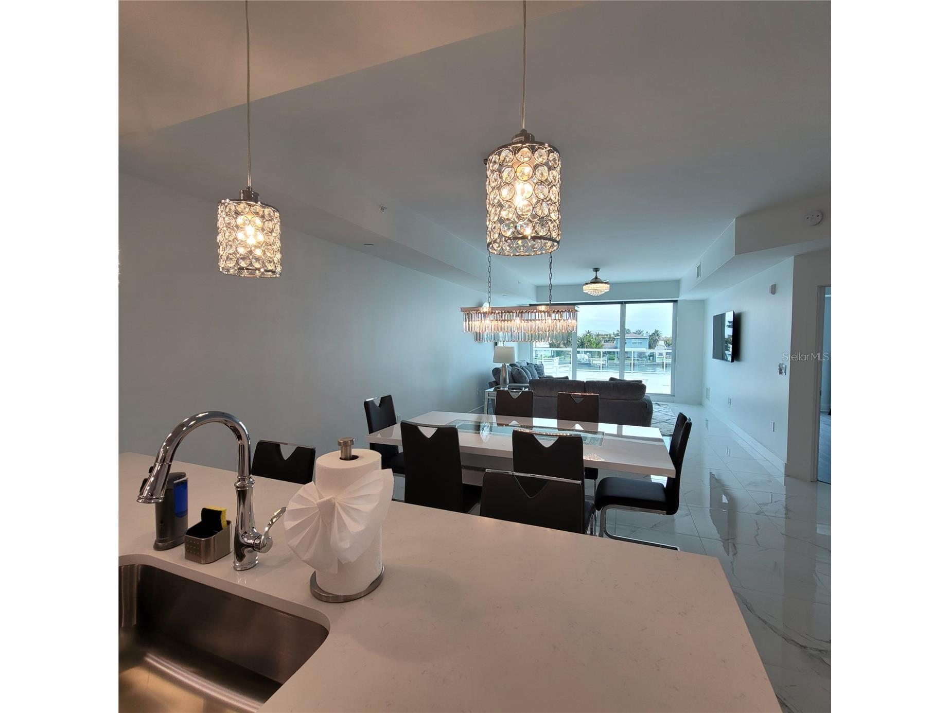 415 Island Way #206 Clearwater Beach FL 33767 W7887385 image11