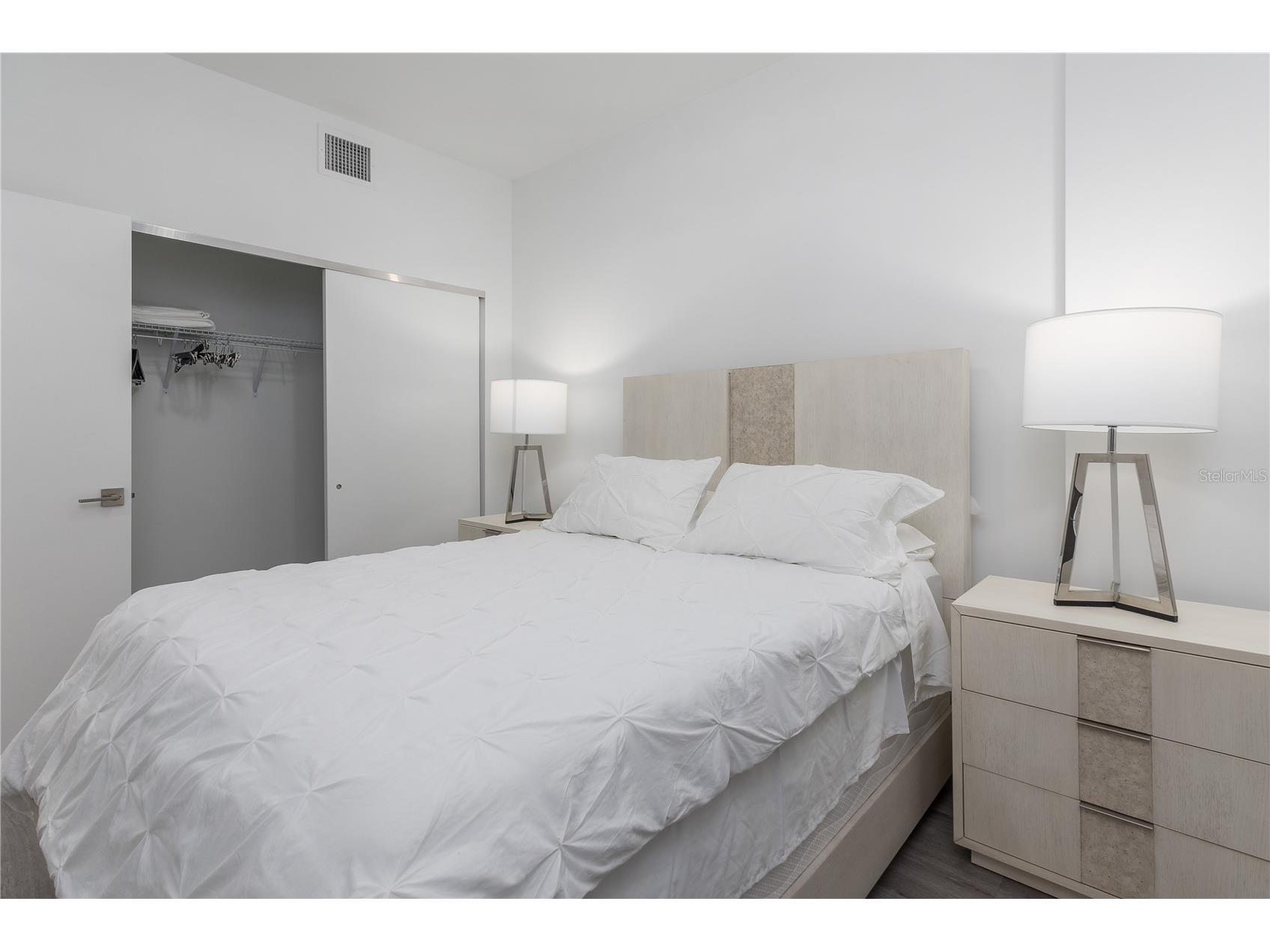 415 Island Way #207 Clearwater Beach FL 33767 W7887414 image16