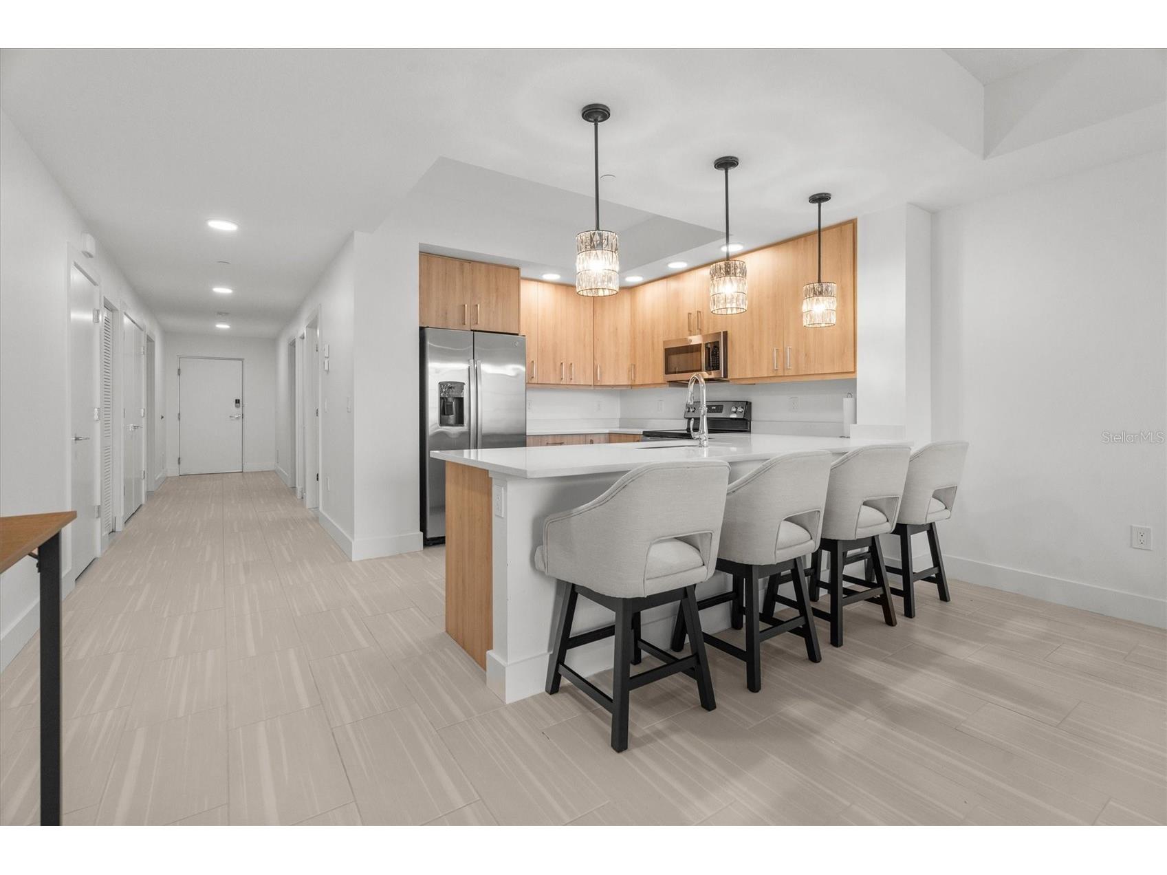 415 Island Way #311 Clearwater Beach FL 33767 TB8520578 image10