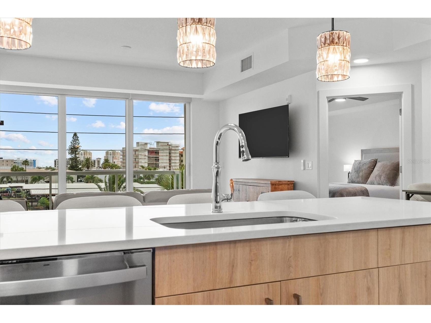 415 Island Way #311 Clearwater Beach FL 33767 TB8520578 image13