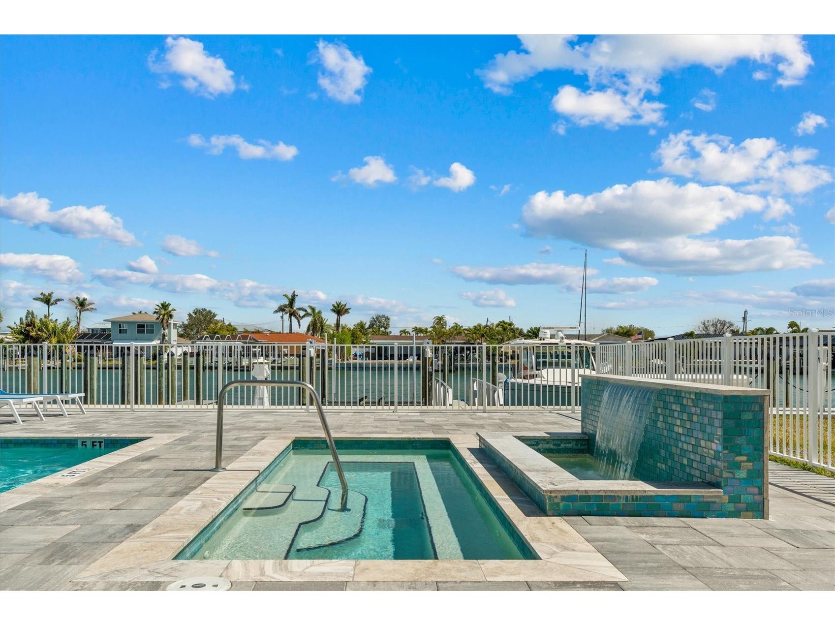 415 Island Way #311 Clearwater Beach FL 33767 TB8520578 image40