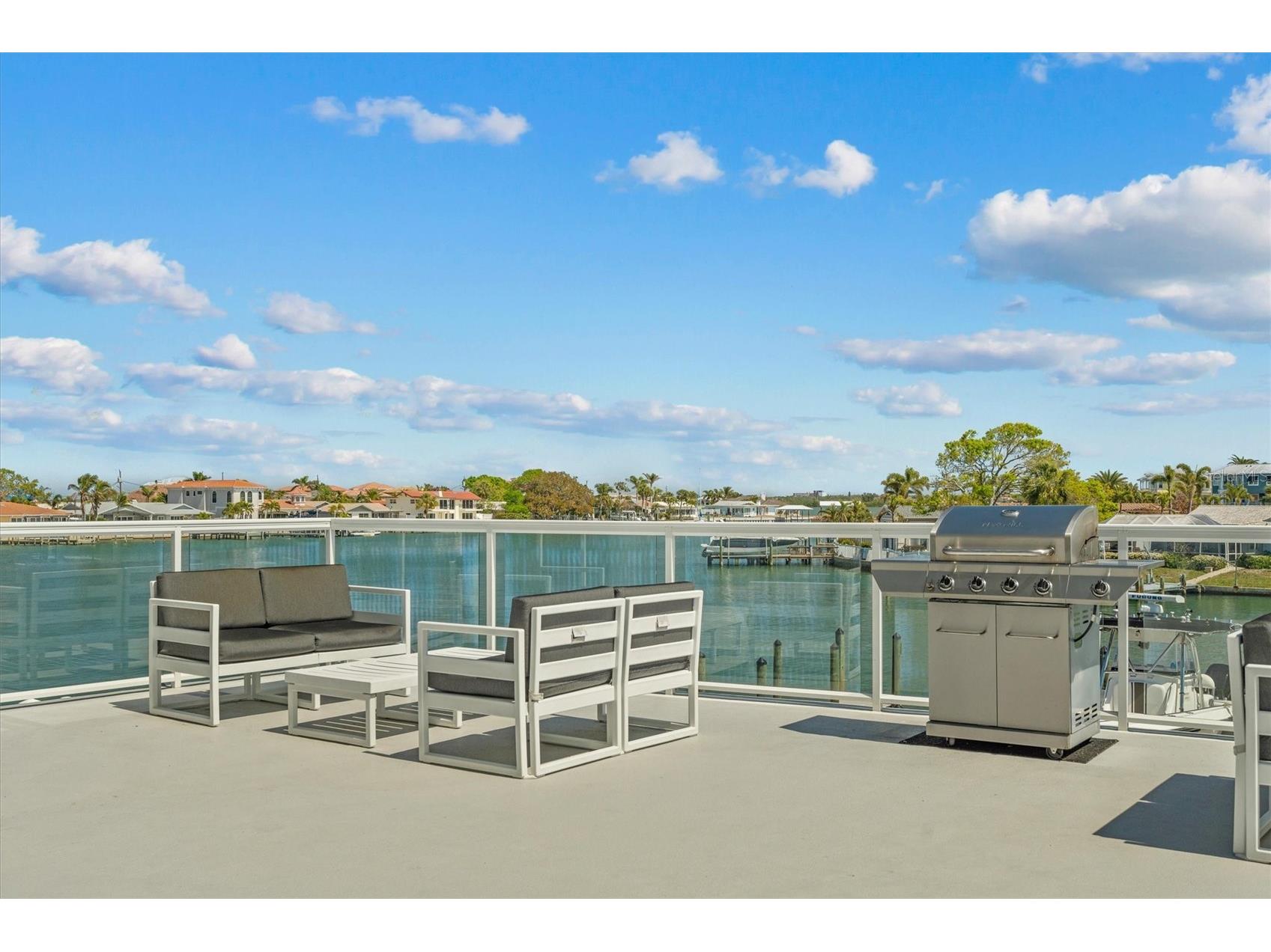 415 Island Way #311 Clearwater Beach FL 33767 TB8520578 image42