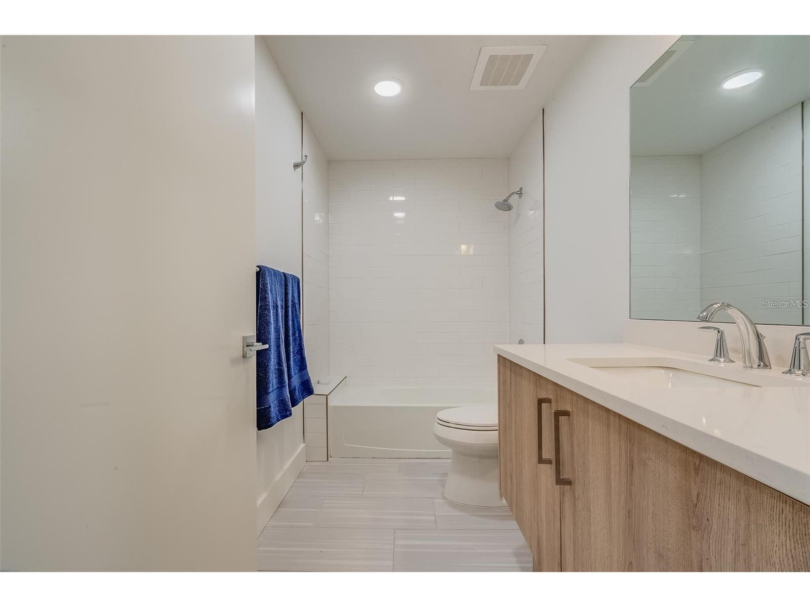 415 Island Way #311 Clearwater FL 33767 TB8478821 image25
