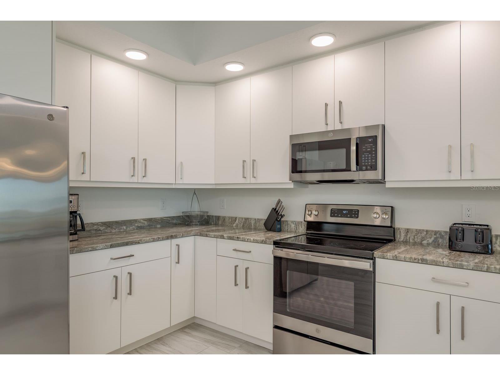 415 Island Way #402 Clearwater Beach FL 33767 TB8471230 image12
