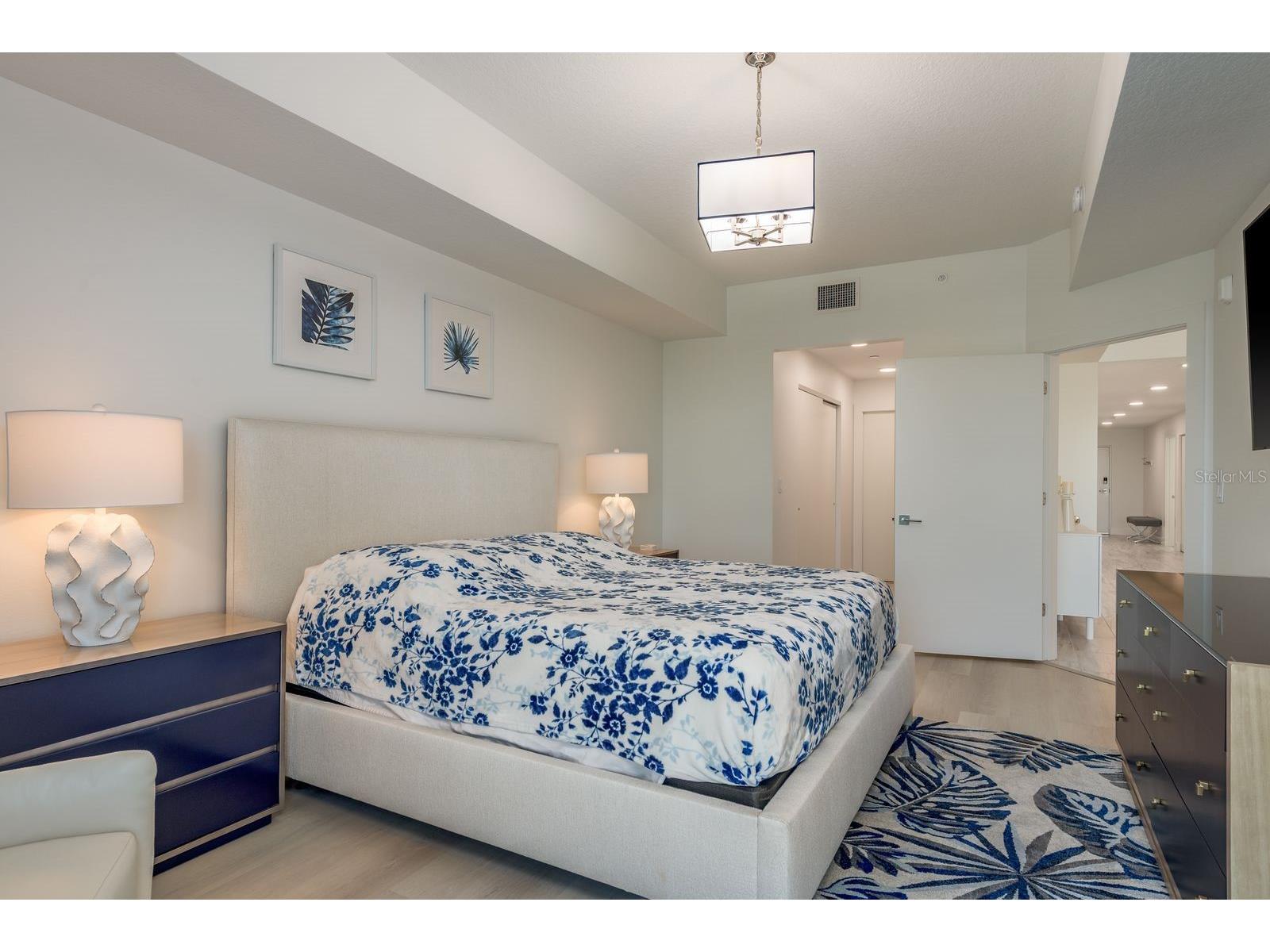 415 Island Way #402 Clearwater Beach FL 33767 TB8471230 image19