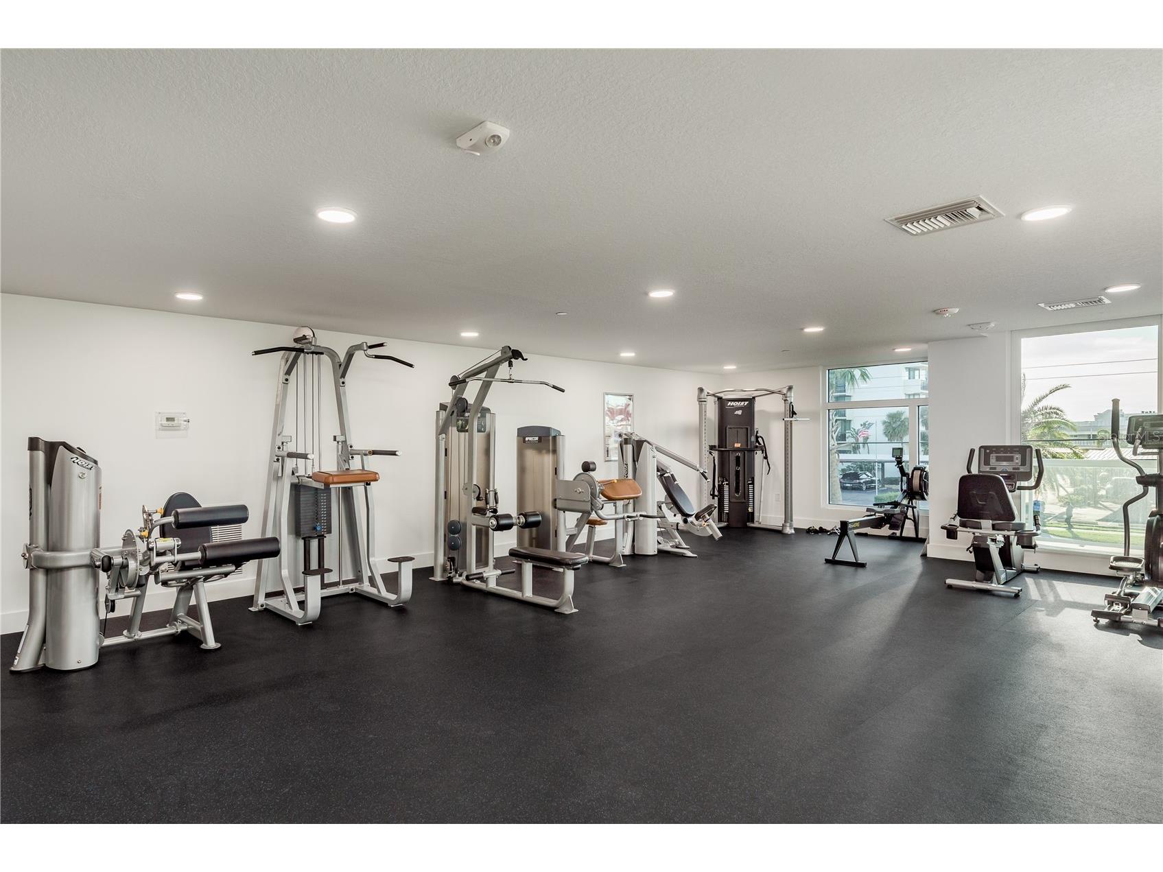 415 Island Way #402 Clearwater Beach FL 33767 TB8471230 image34