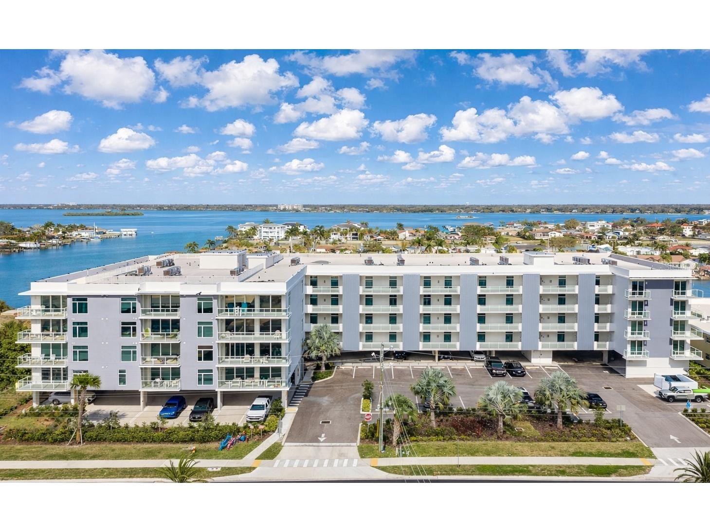 415 Island Way #402 Clearwater Beach FL 33767 TB8471230 image37
