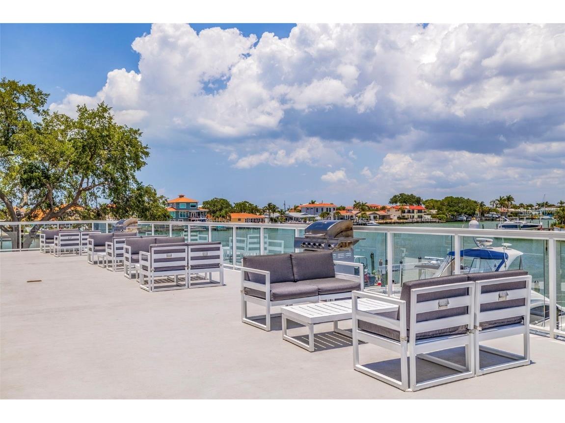 415 Island Way #502 Clearwater Beach FL 33767 TB8379150 image10