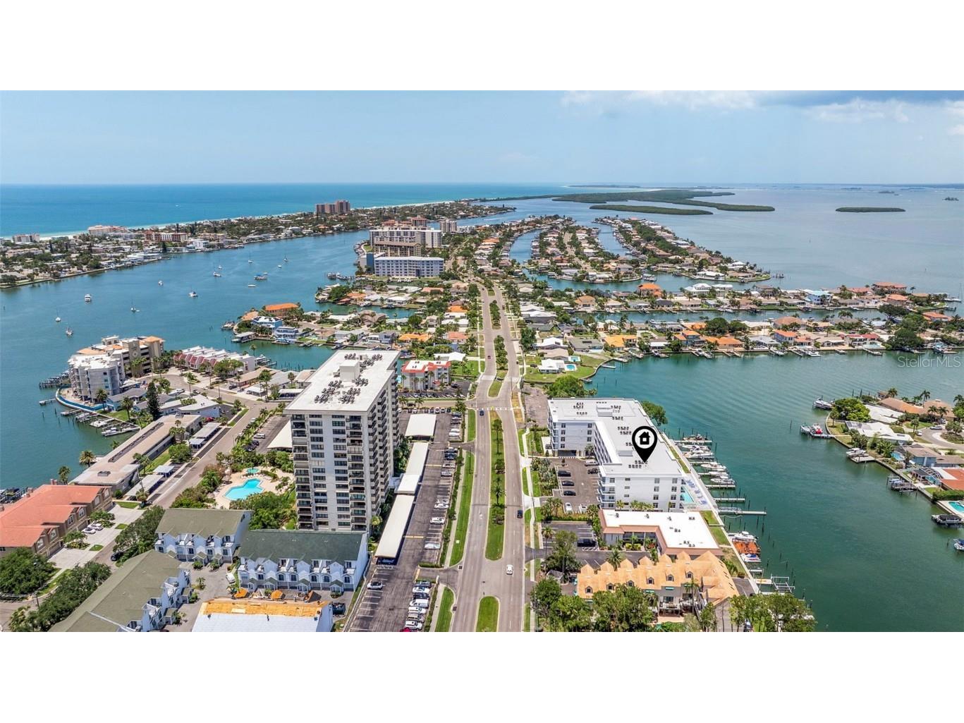 415 Island Way #502 Clearwater Beach FL 33767 TB8379150 image2