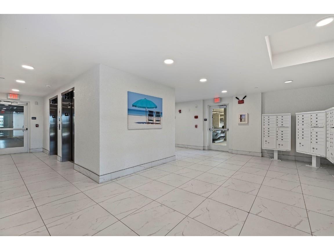 415 Island Way #502 Clearwater Beach FL 33767 TB8379150 image6