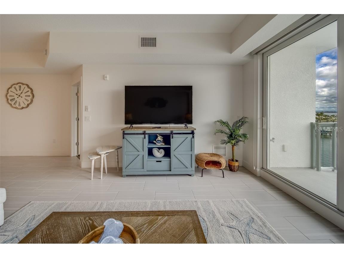 415 Island Way #505 Clearwater FL 33767 U8255102 image14