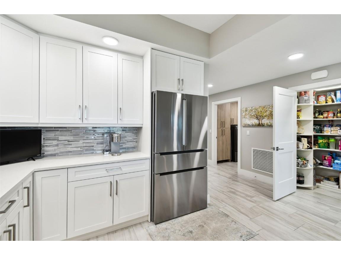 415 Island Way #507 Clearwater Beach FL 33767 TB8400720 image14