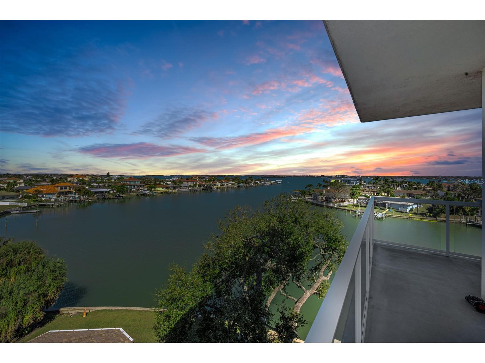 415 Island Way #509 Clearwater Beach FL 33767 TB8473993 image6