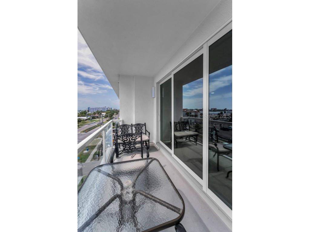 415 Island Way #511 Clearwater Beach FL 33767 TB8393822 image13