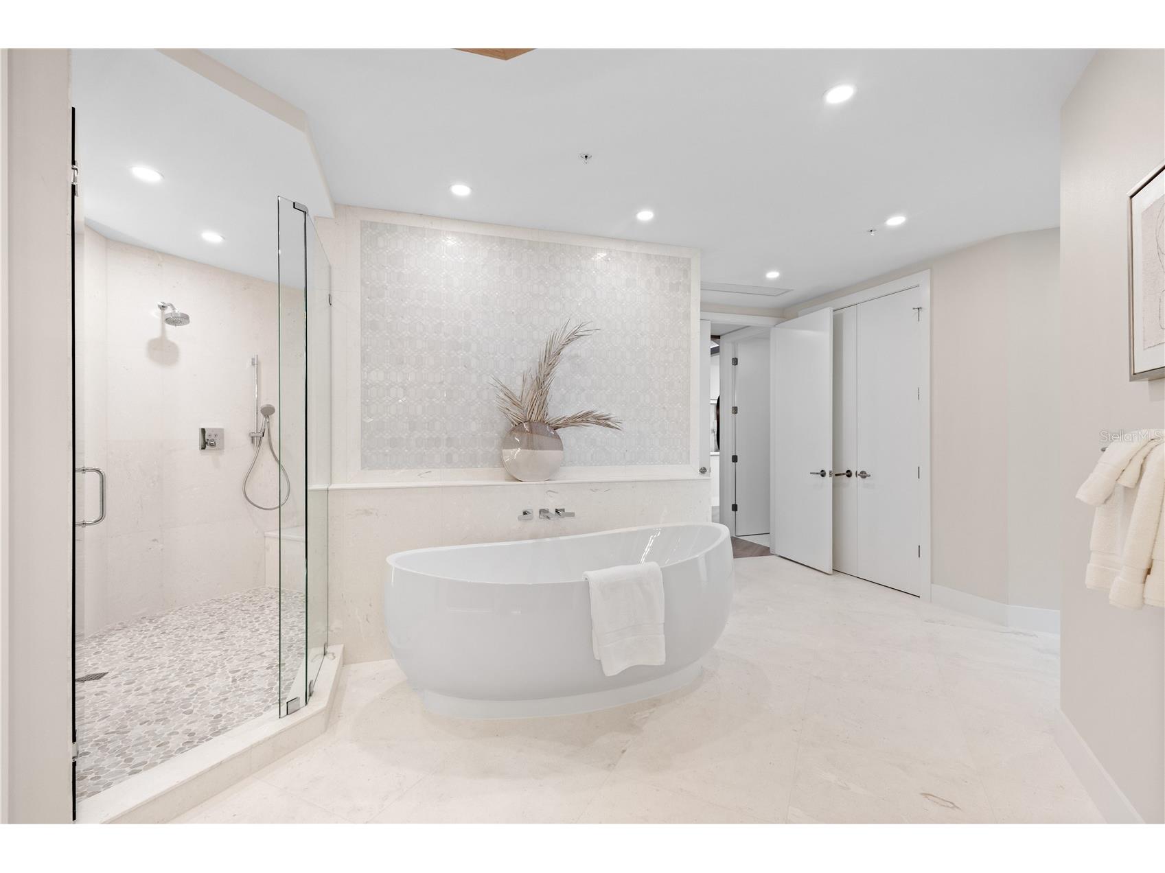 415 L Ambiance Drive #A701 Longboat Key FL 34228 - GULF OF MEXICO A4685660 image52