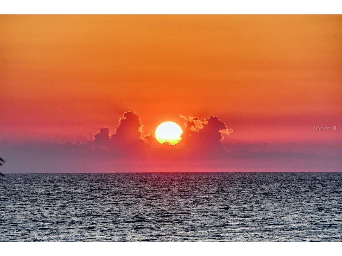415 L Ambiance Drive #A801 Longboat Key FL 34228 - GULF OF MEXICO A4670057 image3