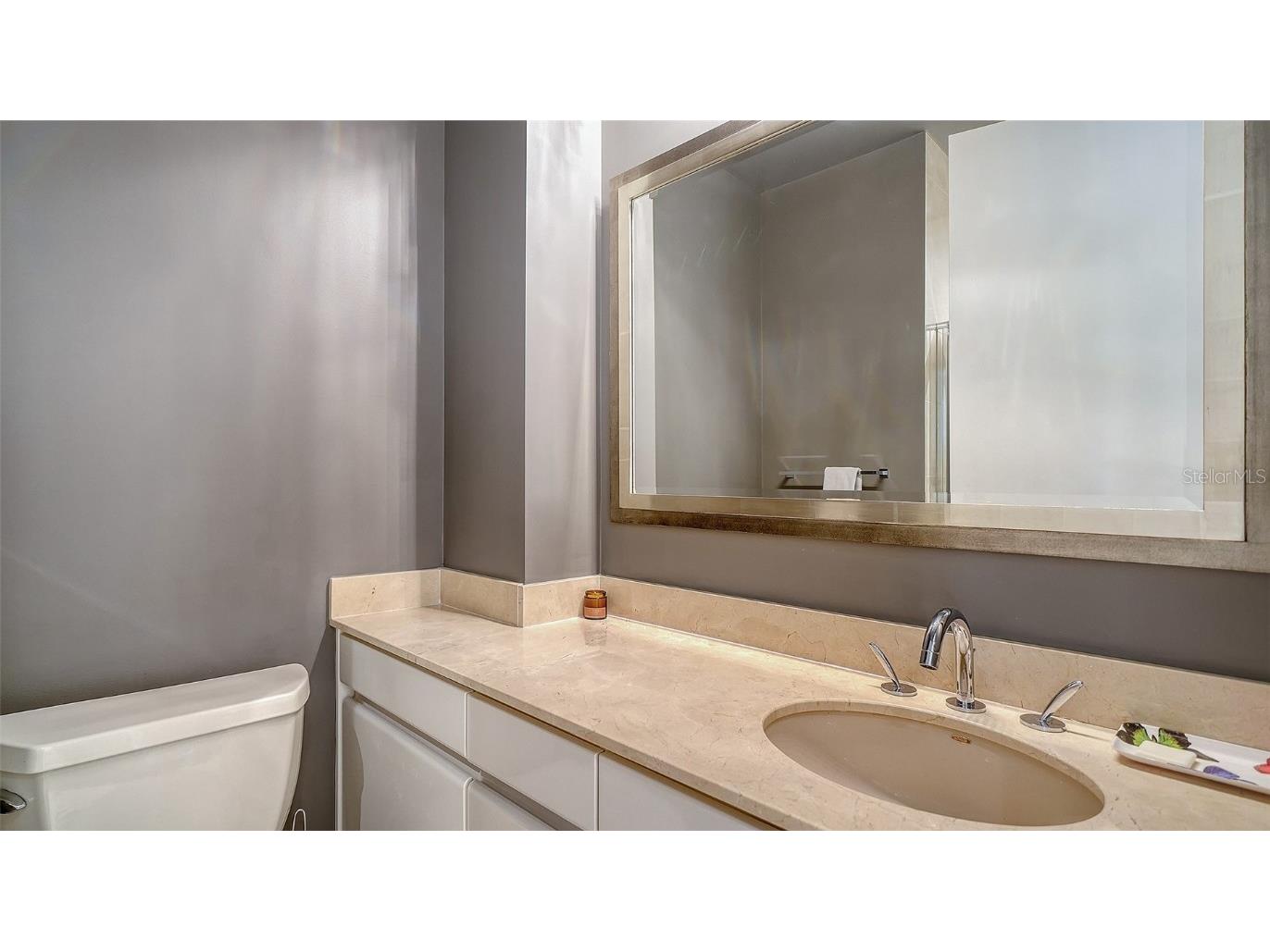 415 L Ambiance Drive #B202 Longboat Key FL 34228 - GULF OF MEXICO A4670048 image21