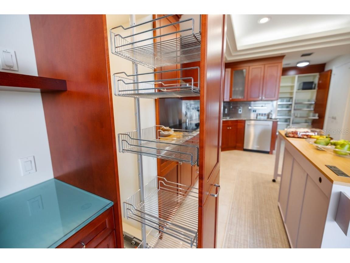 415 L Ambiance Drive #C403 Longboat Key FL 34228 A4666816 image45