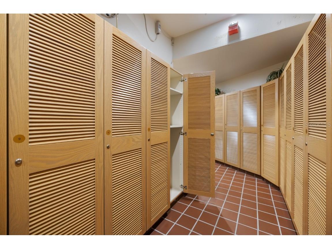 415 L Ambiance Drive #C403 Longboat Key FL 34228 A4666816 image52