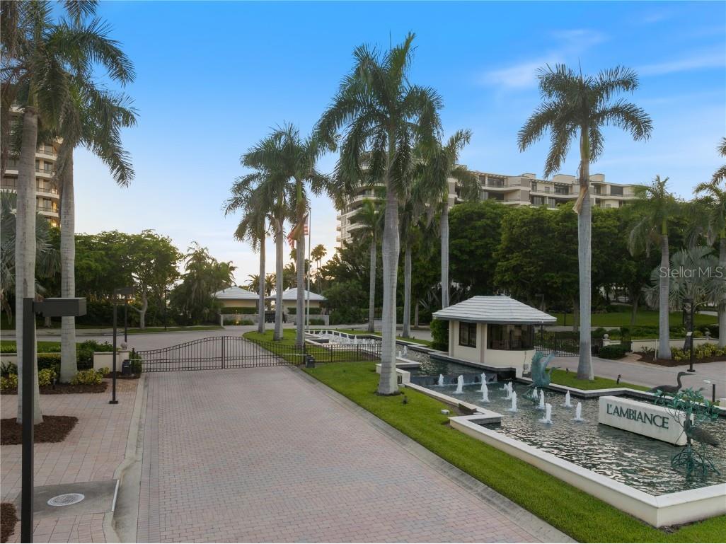 415 L Ambiance Drive #C403 Longboat Key FL 34228 A4666816 image57