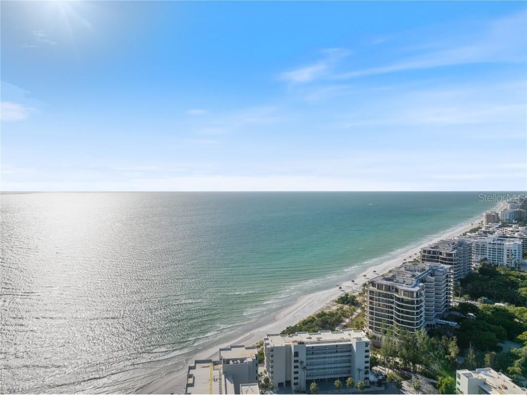 415 L Ambiance Drive #C403 Longboat Key FL 34228 A4666816 image65