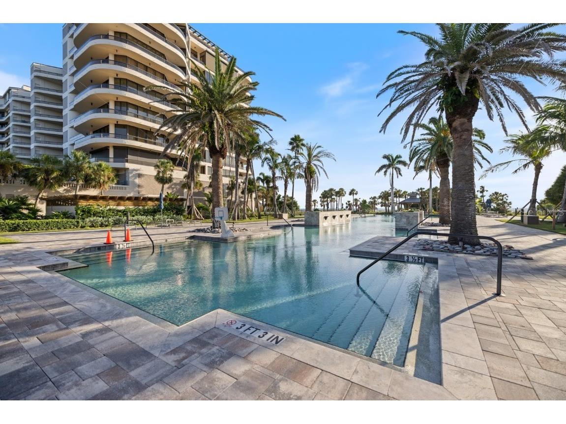 415 L Ambiance Drive #C403 Longboat Key FL 34228 A4666816 image89