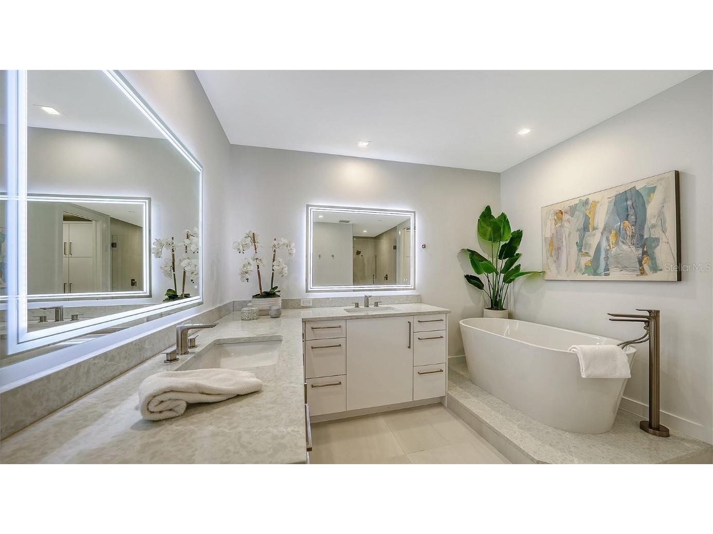 415 L Ambiance Drive #E507 Longboat Key FL 34228 - GULF OF MEXICO A4672684 image33