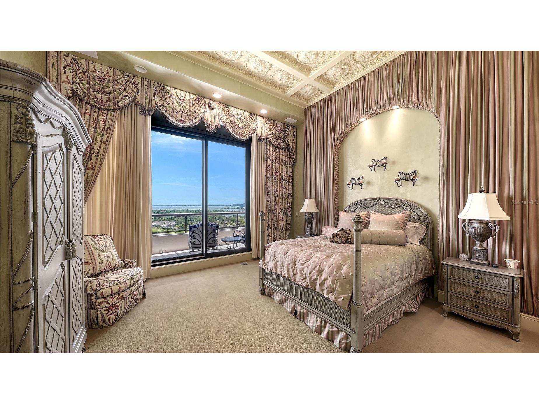 415 L Ambiance Drive #PH-F Longboat Key FL 34228 A4697487 image42