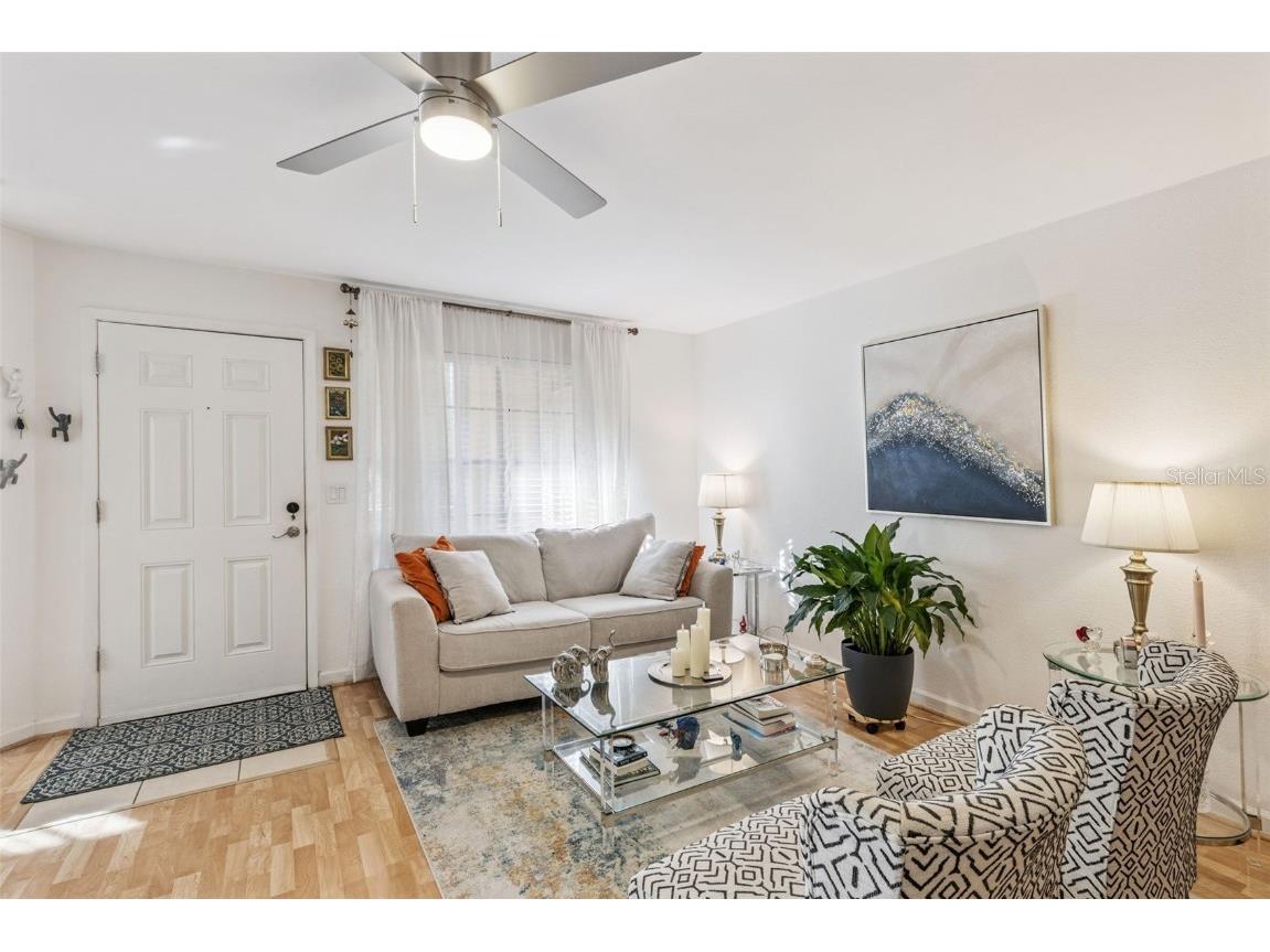 415 Lakepointe Drive #103 Altamonte Springs FL 32701 O6362262 image4