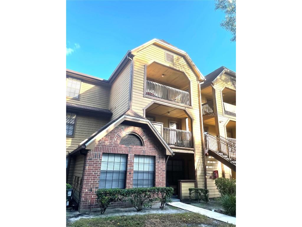 415 Lakepointe Drive #202 Altamonte Springs FL 32701 O6153354 image1