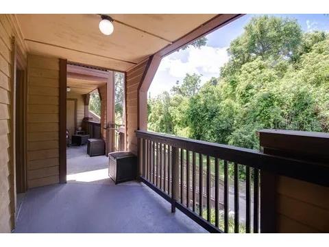 415 Lakepointe Drive #202 Altamonte Springs FL 32701 O6368051 image3