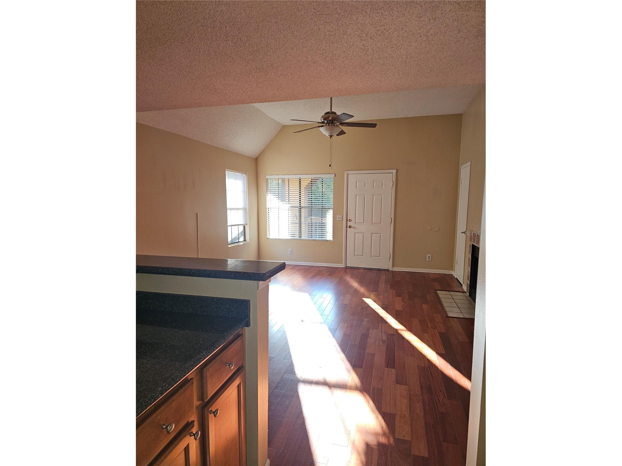 415 Lakepointe Drive #204 Altamonte Springs FL 32701 V4947315 image4