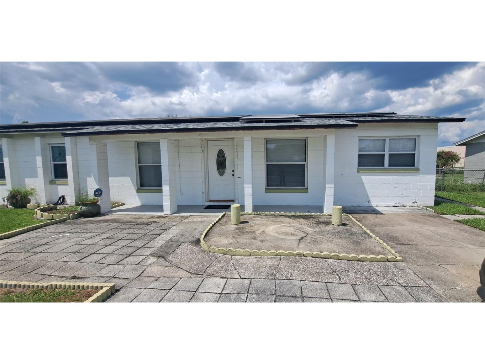 415 Lear Street Orlando FL 32809 O6339341 image1