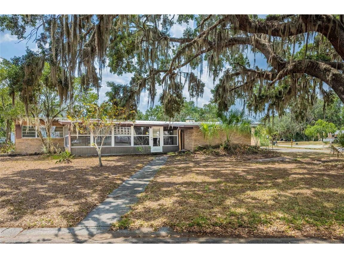 415 Manor Drive Bartow FL 33830 L4952869 image1