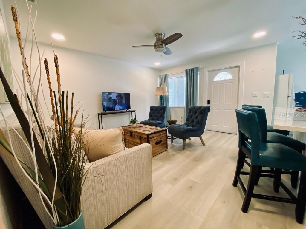 415 Maple Way #A & B Safety Harbor FL 34695 TB8443812 image26