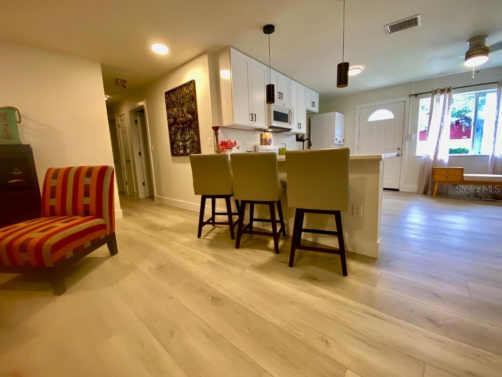 415 Maple Way #A Safety Harbor FL 34695 TB8443688 image3