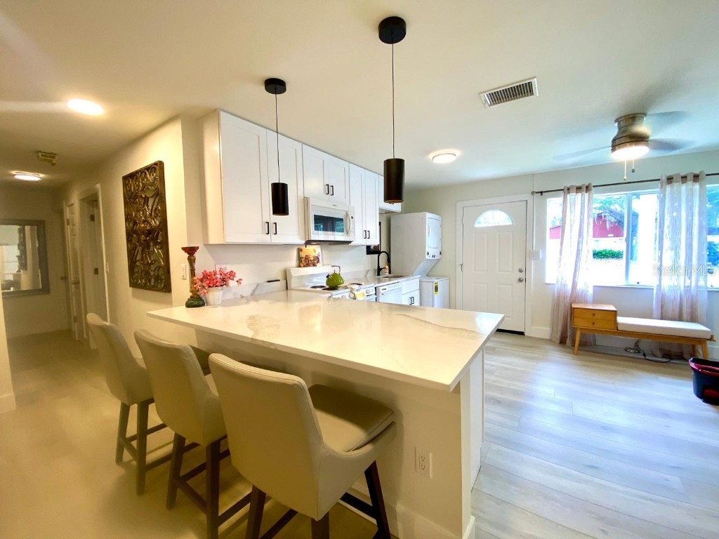 415 Maple Way #A Safety Harbor FL 34695 TB8443688 image6