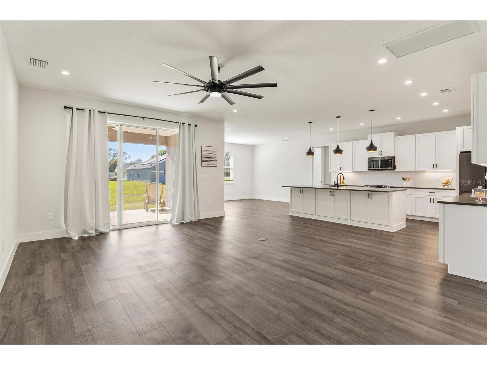 415 N Dixie Drive Howey In The Hills FL 34737 G5110089 image12